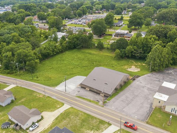 175 Natchez Trace Drive , Lexington, TN 38351
