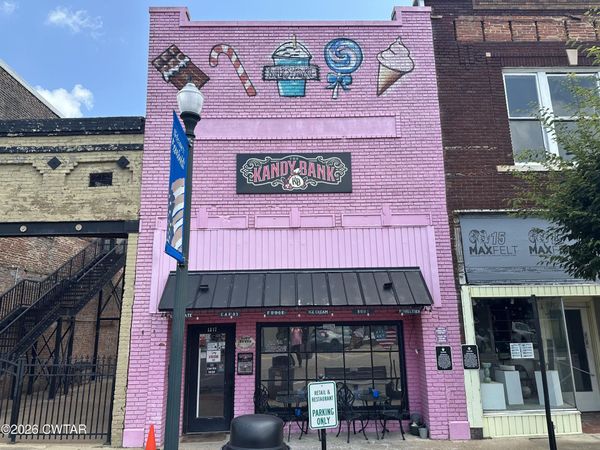 1317 E Main Street , Humboldt, TN 38343