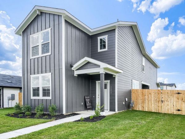 200 CONSTANZA TRL, Bastrop, TX 78602