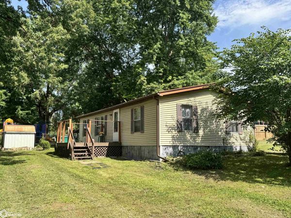 603 S 7Th Street, Fairfield, IA 52556