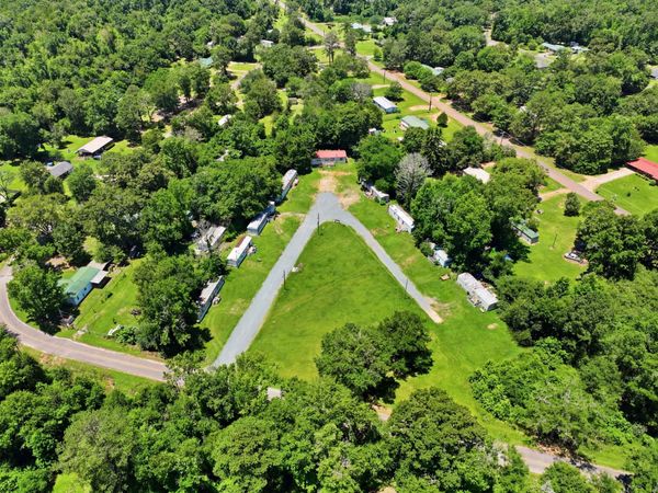 120 Pine Cir, Ellaville, GA 31806