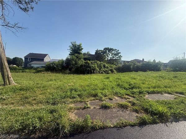 1114 24th Street, Parkersburg, WV 26101