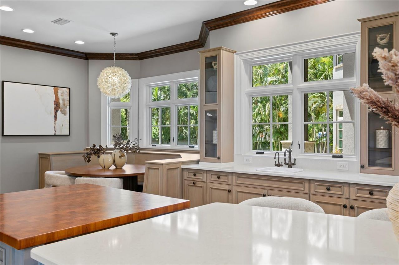 401 Snell Isle Boulevard Ne, Saint Petersburg, FL 33704 Photo