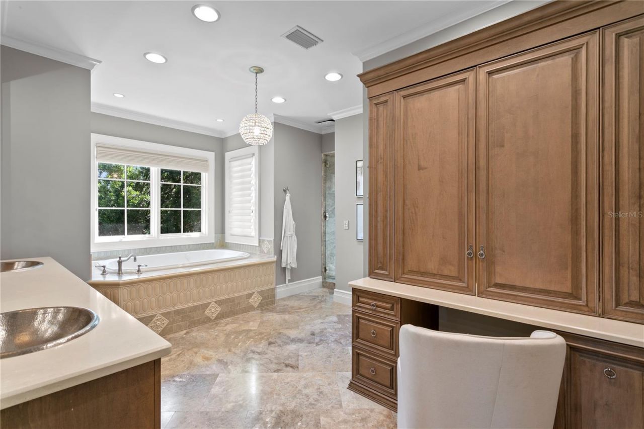 401 Snell Isle Boulevard Ne, Saint Petersburg, FL 33704 Photo
