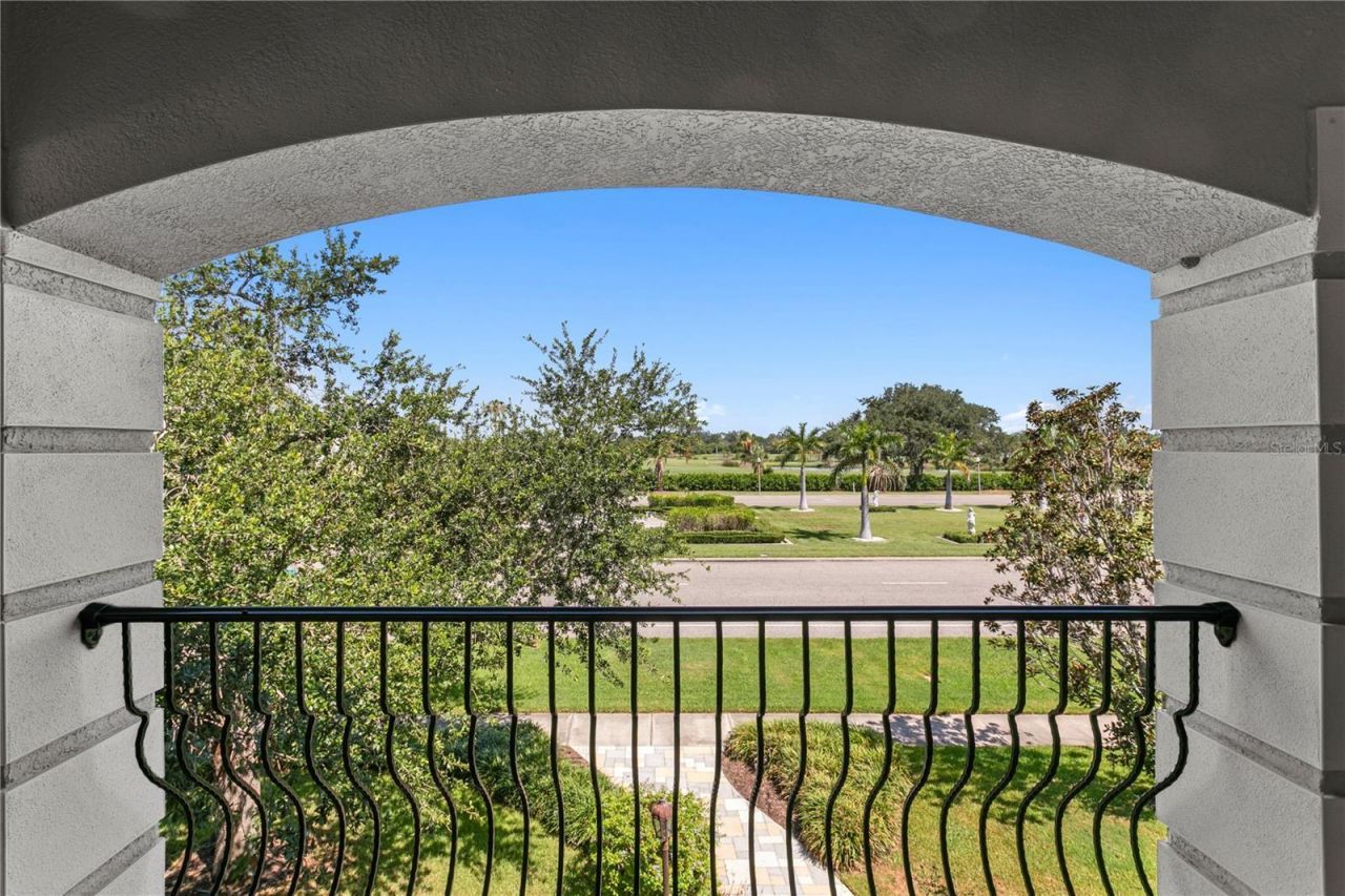401 Snell Isle Boulevard Ne, Saint Petersburg, FL 33704 Photo