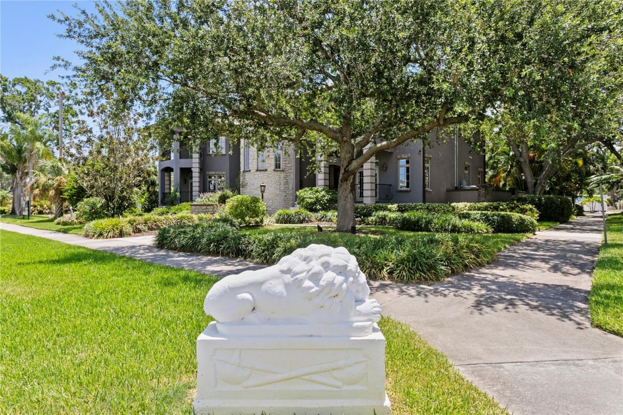 401 Snell Isle Boulevard Ne, Saint Petersburg, FL 33704 Photo