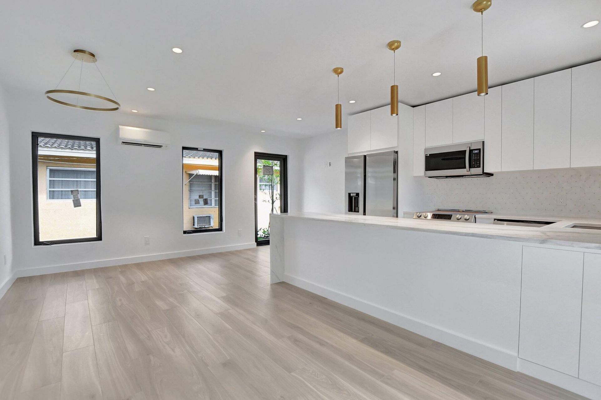 1361 SE 4th Street, Unit 3, Deerfield Beach, FL 33441 Photo