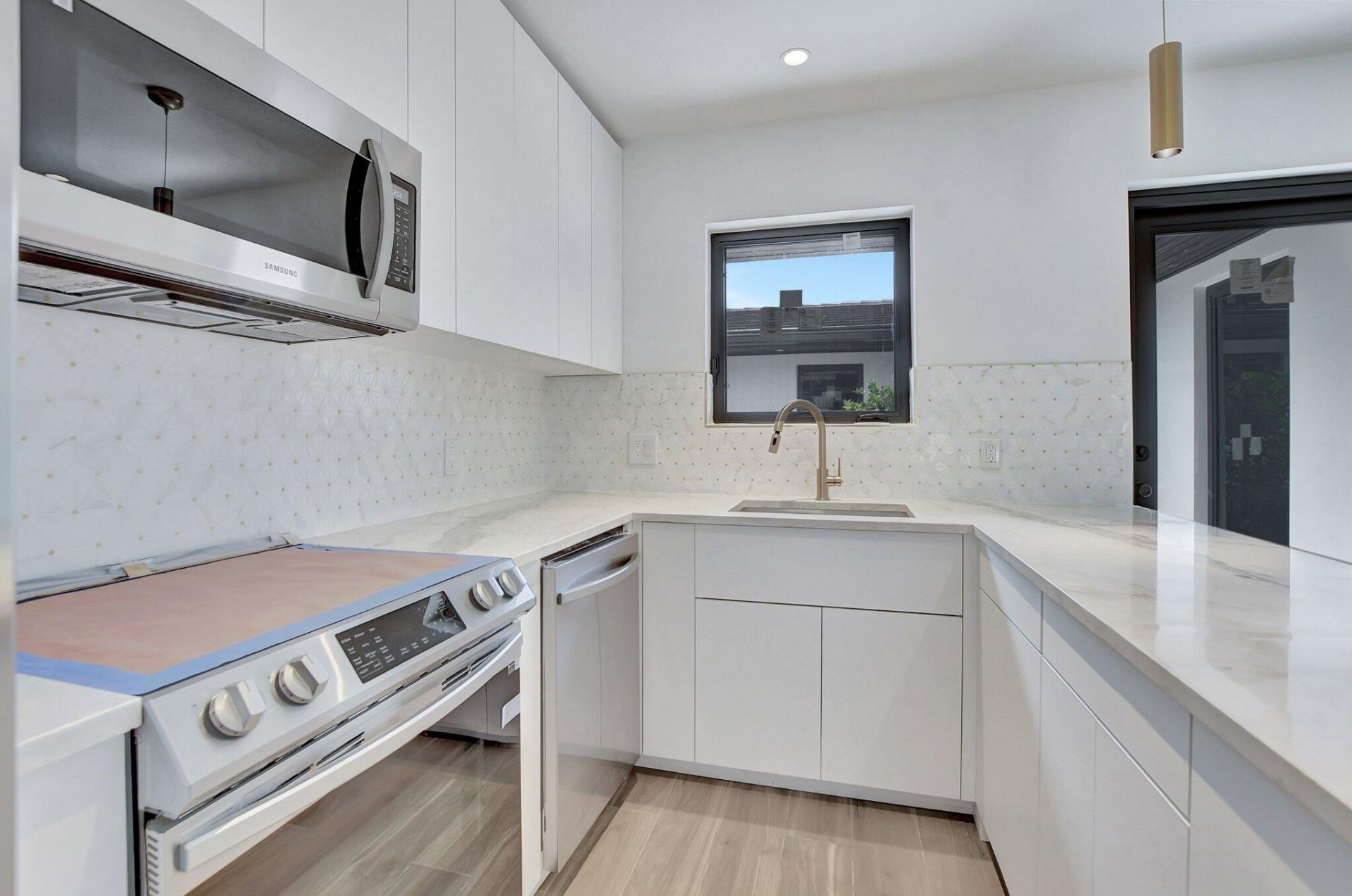 1361 SE 4th Street, Unit 3, Deerfield Beach, FL 33441 Photo