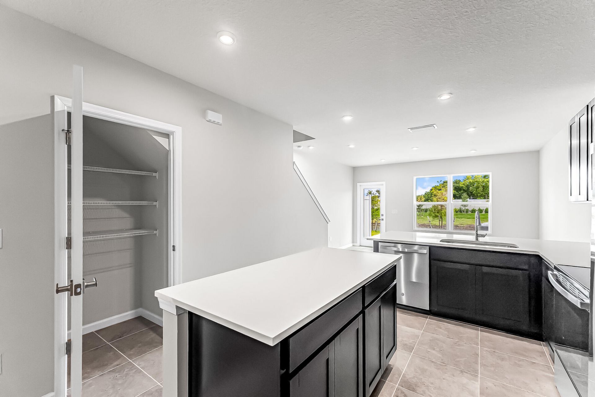 106 Savannah Lakes Boulevard, Fort Pierce, FL 34982 Photo