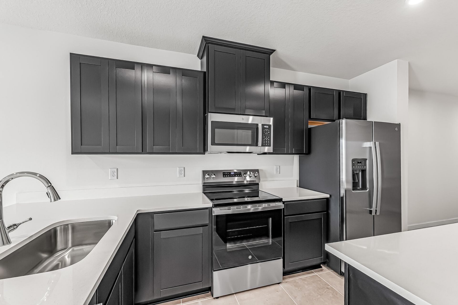 106 Savannah Lakes Boulevard, Fort Pierce, FL 34982 Photo
