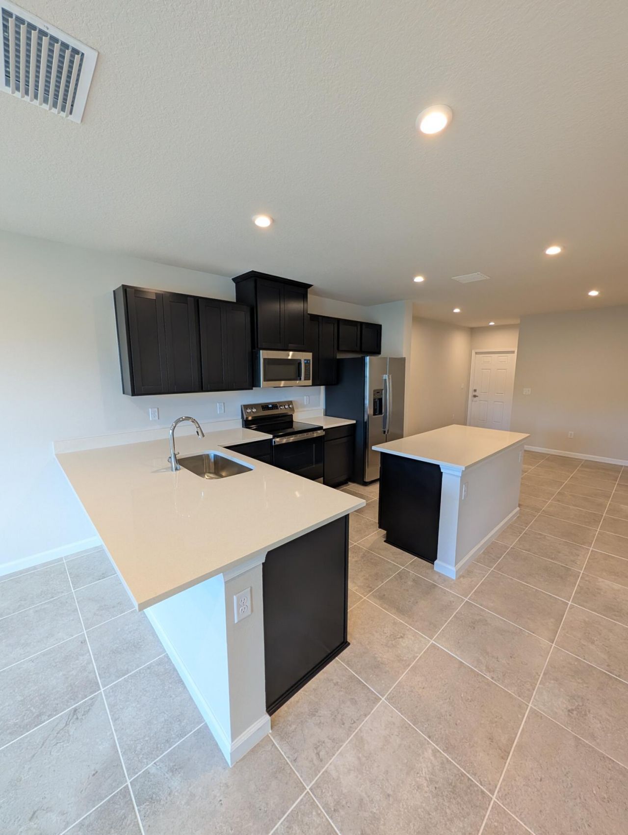 106 Savannah Lakes Boulevard, Fort Pierce, FL 34982 Photo