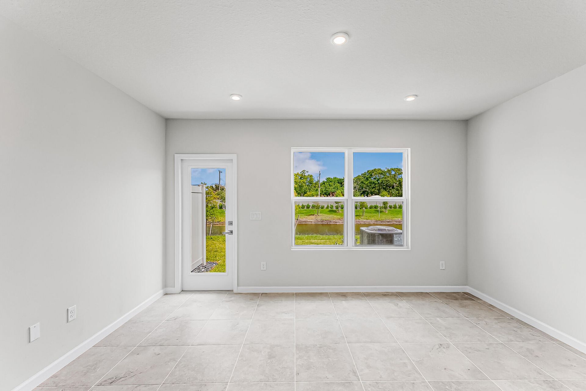 106 Savannah Lakes Boulevard, Fort Pierce, FL 34982 Photo