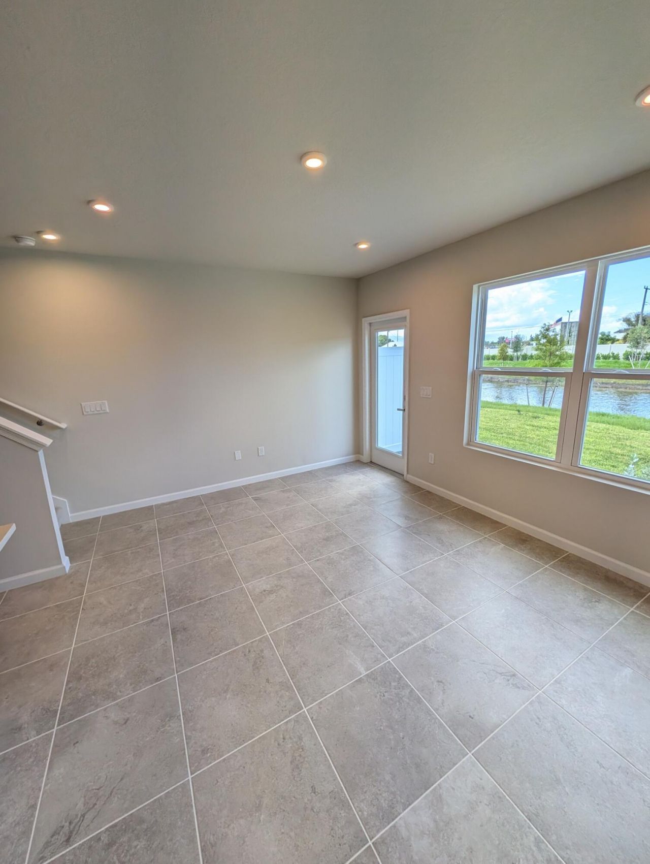 106 Savannah Lakes Boulevard, Fort Pierce, FL 34982 Photo