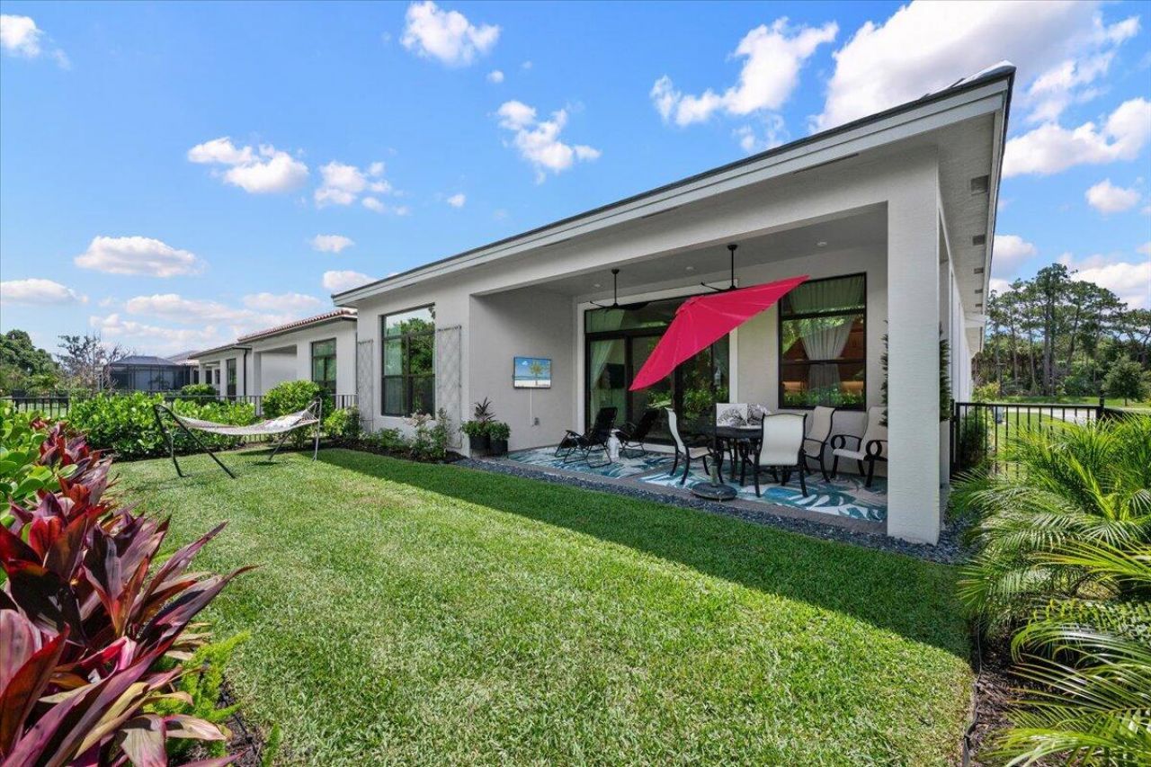 6870 SE Haven Lane, Stuart, FL 34997 Photo