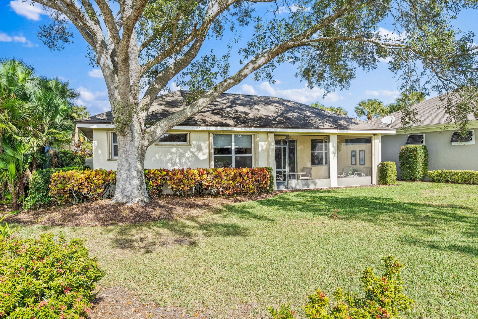 747 Hampton Woods Lane Sw, Vero Beach, FL 32962 Photo
