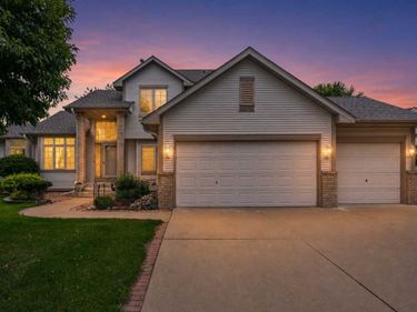 3901 Foxglove Court N, Brooklyn Park, MN 55443