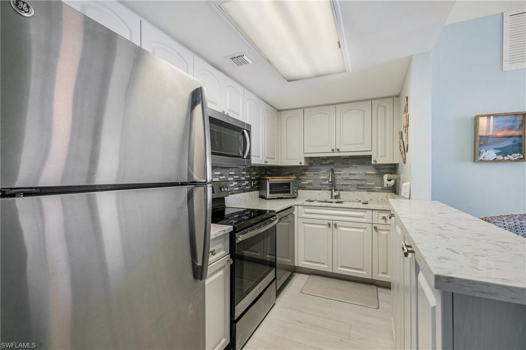 180 Seaview Ct , Unit 911, Marco Island, FL 34145 Photo