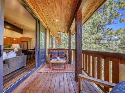 10342 Palisades Drive, Truckee, CA 96161 Photo