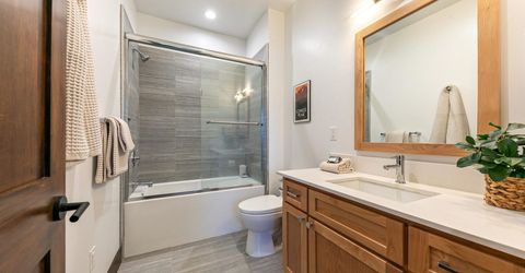 10342 Palisades Drive, Truckee, CA 96161 Photo