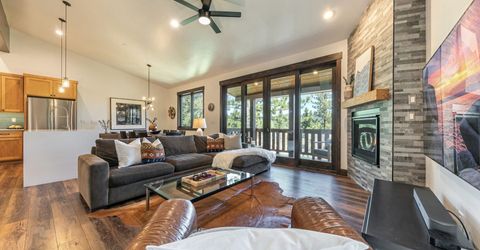 10342 Palisades Drive, Truckee, CA 96161 Photo