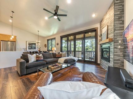 10342 Palisades Drive, Truckee, CA 96161 Photo