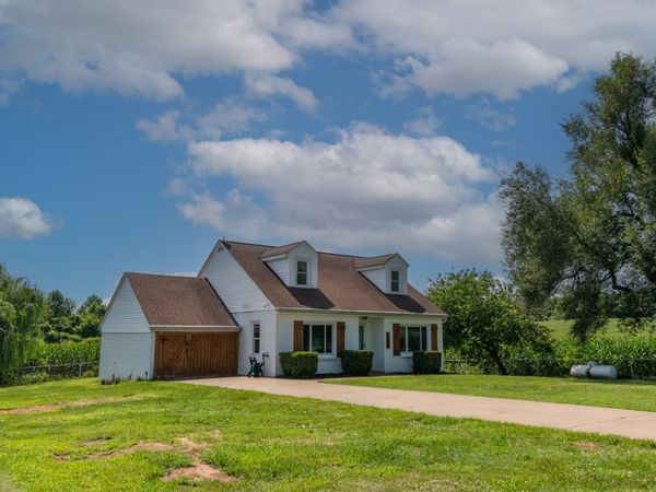 1685 Bumpus Mill Rd , Oak Grove, KY 42262