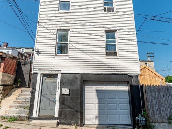 920 N FAIR STREET, ALLENTOWN, PA 18102