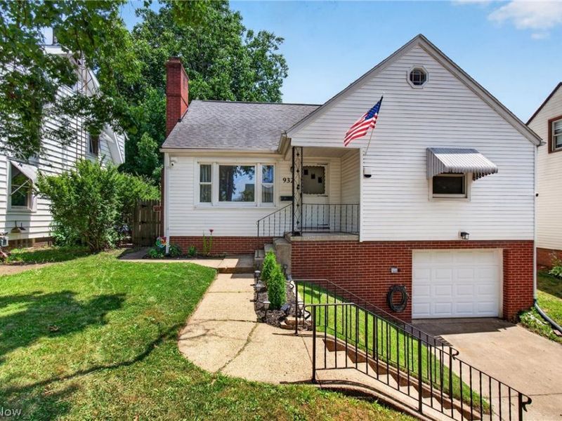 932 Ridge Road NW, Canton, OH 44703 Photo 1