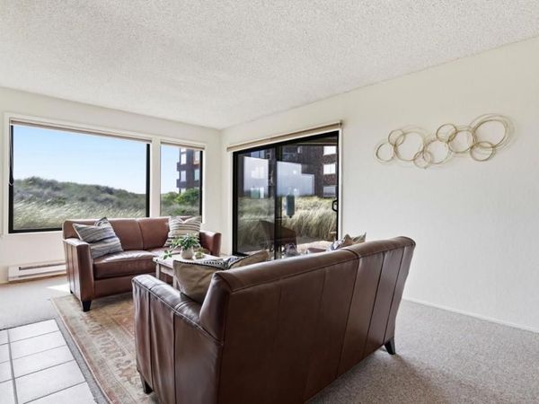 101 Shell Drive, Unit 111, Watsonville, CA 95076