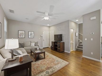 3041 Village Center Dr, Roseville, CA 95747 Photo