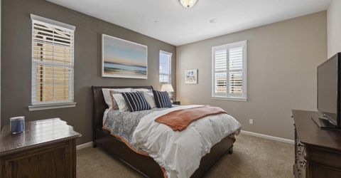 3041 Village Center Dr, Roseville, CA 95747 Photo