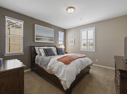 3041 Village Center Dr, Roseville, CA 95747 Photo