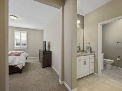 3041 Village Center Dr, Roseville, CA 95747 Photo