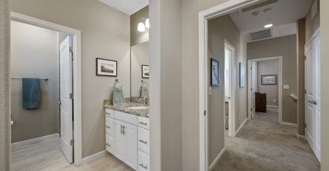 3041 Village Center Dr, Roseville, CA 95747 Photo