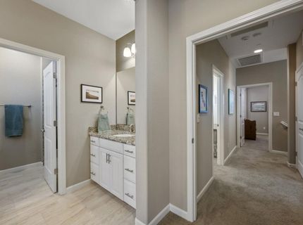 3041 Village Center Dr, Roseville, CA 95747 Photo