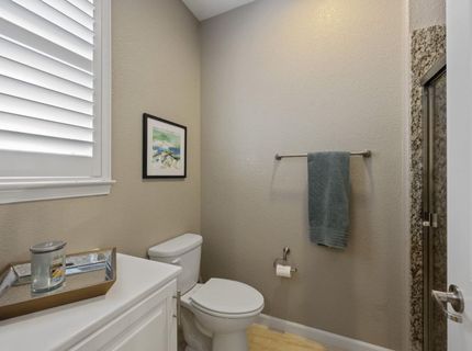 3041 Village Center Dr, Roseville, CA 95747 Photo
