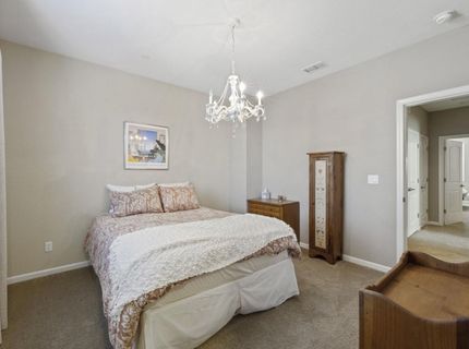 3041 Village Center Dr, Roseville, CA 95747 Photo