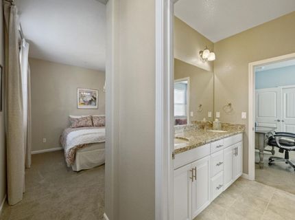 3041 Village Center Dr, Roseville, CA 95747 Photo