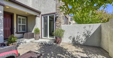 3041 Village Center Dr, Roseville, CA 95747 Photo