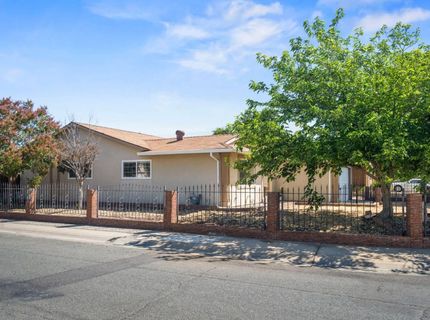 6091 Heath Way, Sacramento, CA 95823 Photo