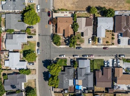 6091 Heath Way, Sacramento, CA 95823 Photo