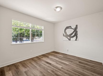 6091 Heath Way, Sacramento, CA 95823 Photo
