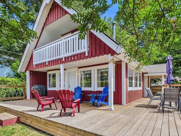 192 Colvilleton Trail, Protection Island, BC V9R 6R1