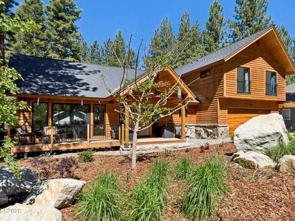 104 Daggett Way, Stateline, NV 89449