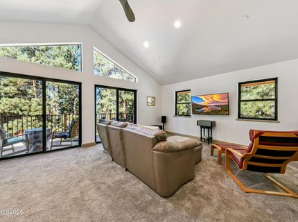104 Daggett Way, Stateline, NV 89449 Photo