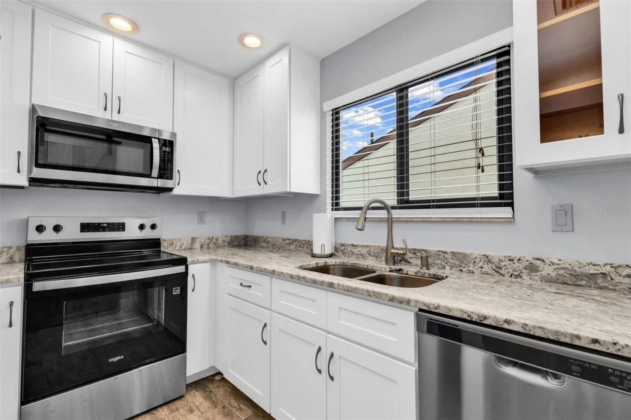 1001 W Marion Avenue, Unit 5, Punta Gorda, FL 33950 Photo