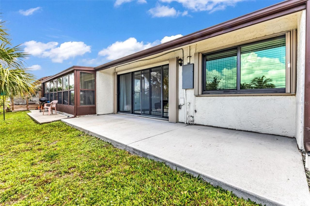 1001 W Marion Avenue, Unit 5, Punta Gorda, FL 33950 Photo