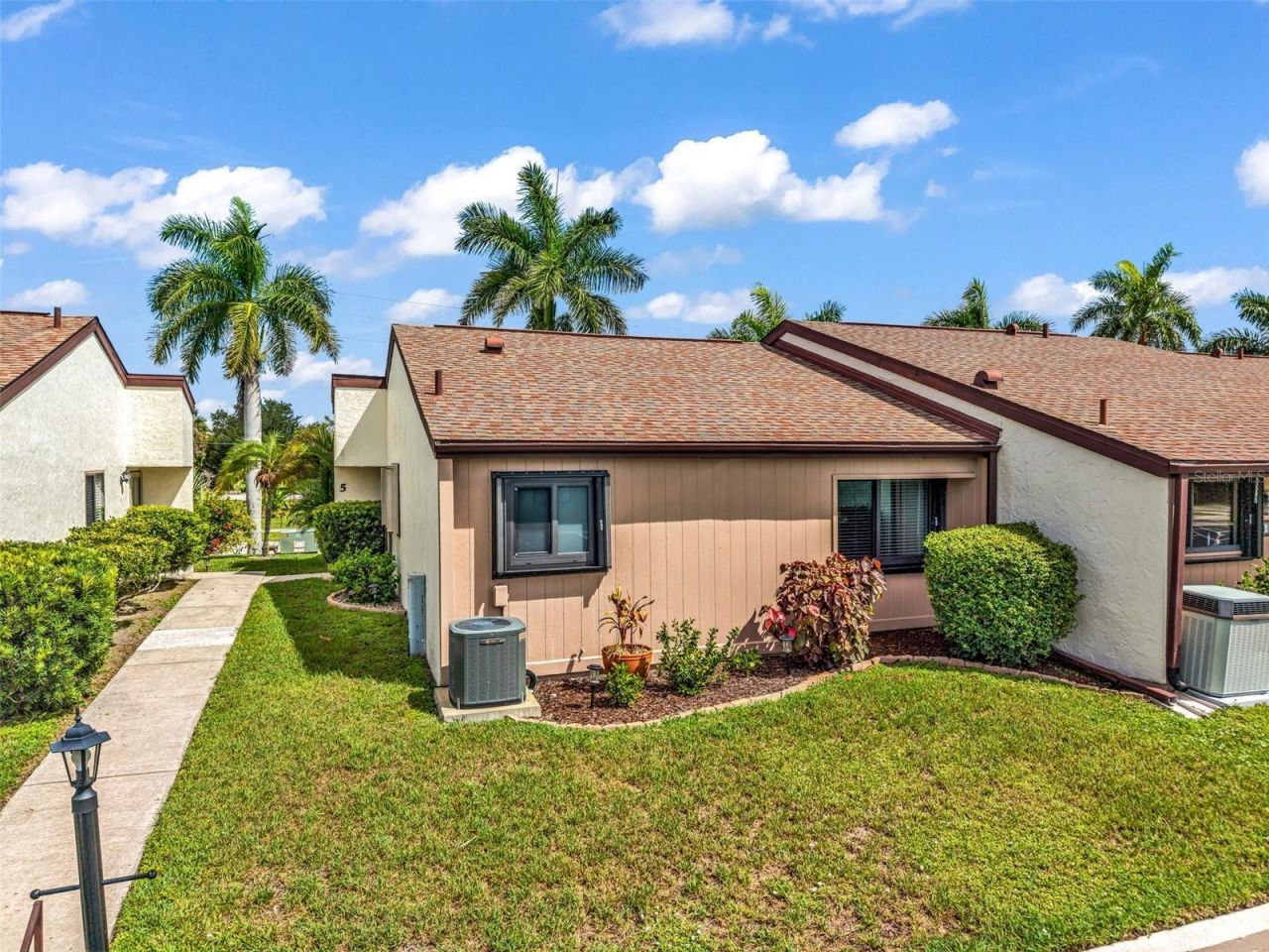 1001 W Marion Avenue, Unit 5, Punta Gorda, FL 33950 Photo