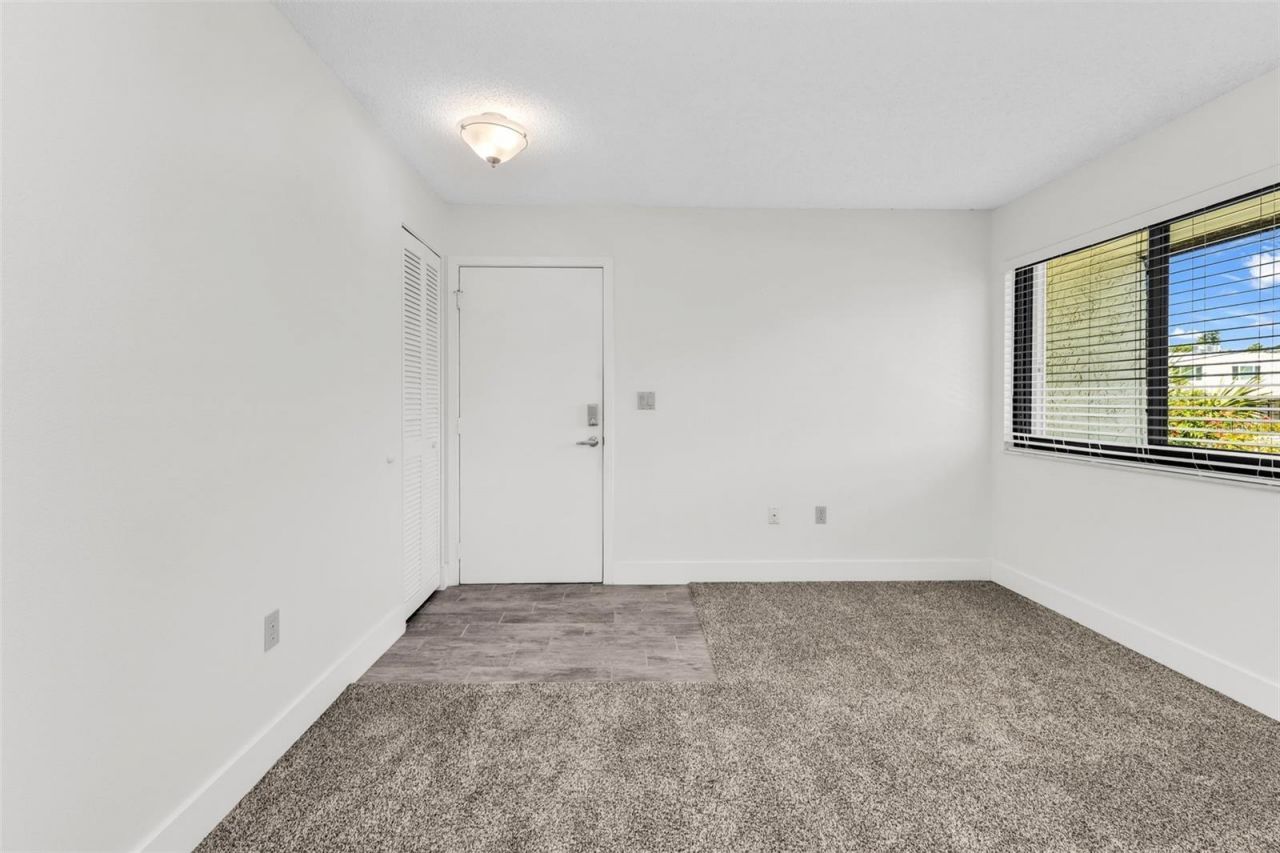 1001 W Marion Avenue, Unit 5, Punta Gorda, FL 33950 Photo