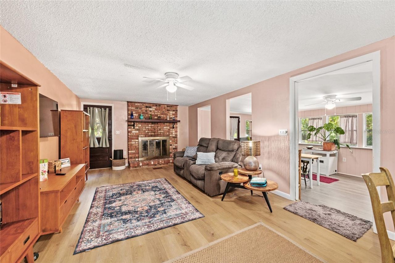 25140 NE 133rd Place , Salt Springs, FL 32134 Photo
